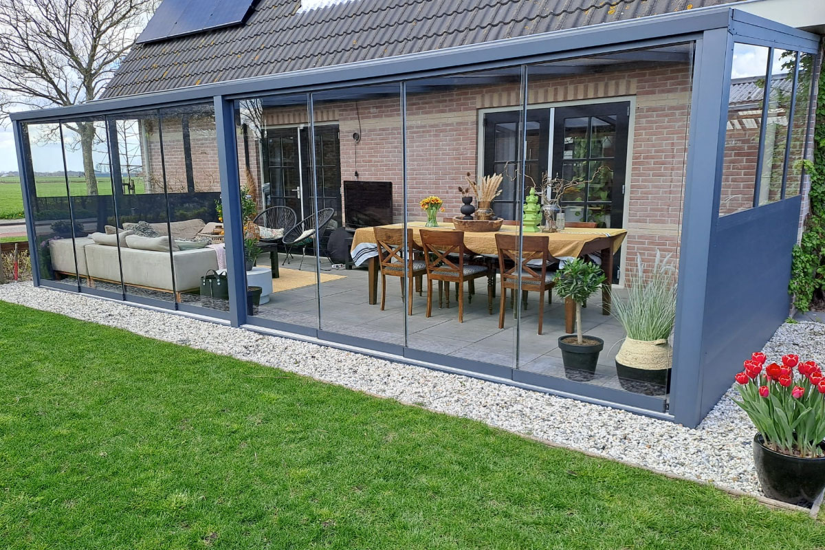 project-aluminium-tuinkamer-02-verandamedemblik